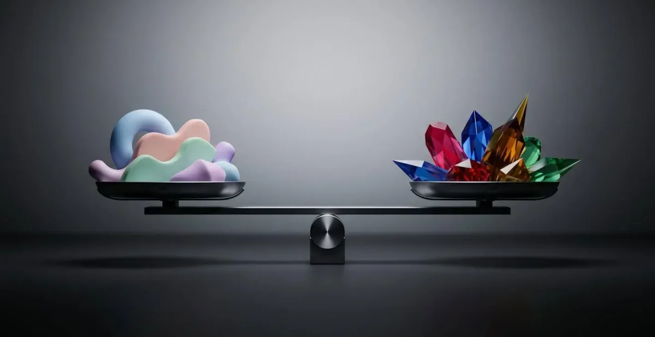 Balance équilibrée symbolisant le ratio entre contenu de marque et contenu de vente